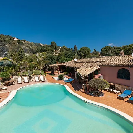 Guest House Villa Verde - Short Term Room Rentals Pensionat Torre delle Stelle