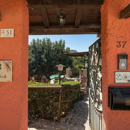 Guest House Villa Verde - Short Term Room Rentals Pensionat Torre delle Stelle