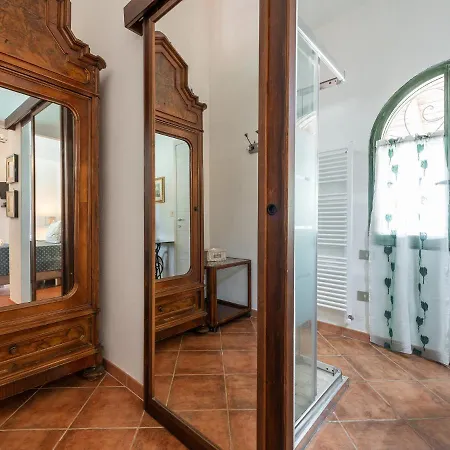 - Short Term Vendégház 4*