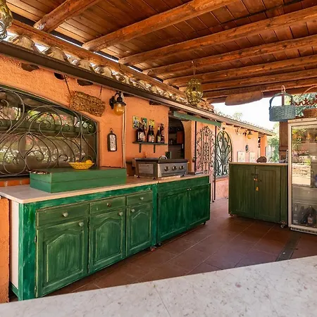 Guest House Villa Verde - Short Term Room Rentals 2* Torre delle Stelle