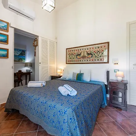 Guest House Villa Verde - Short Term Room Rentals Guest house Torre delle Stelle