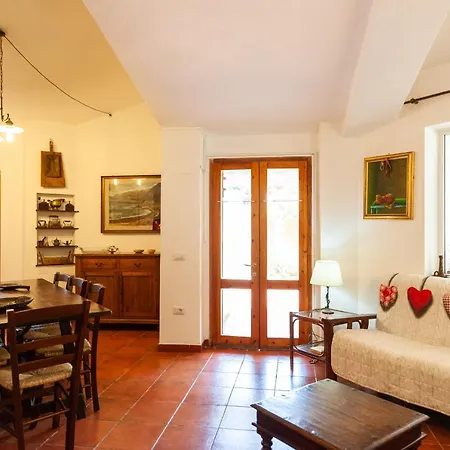 Guest House Villa Verde - Short Term Room Rentals Torre delle Stelle