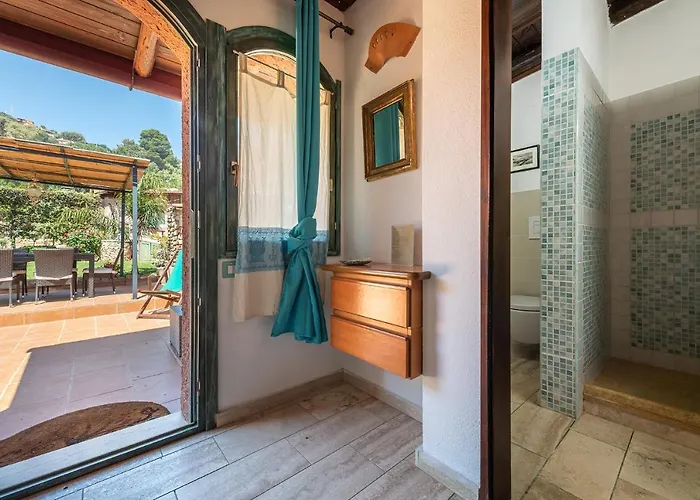 Konukevi - Short Term 4*