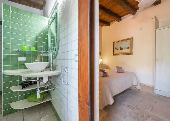 - Short Term Konukevi