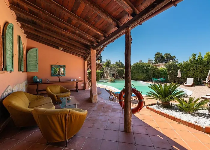 - Short Term Konukevi Torre delle Stelle